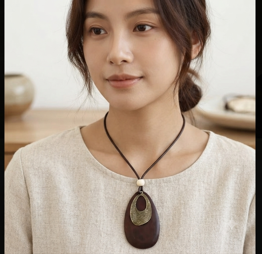 Pendentif Goutte de Terre