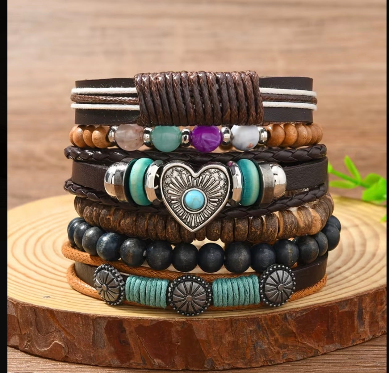 Esprit Bohème : Collection de Bracelets Artisanaux