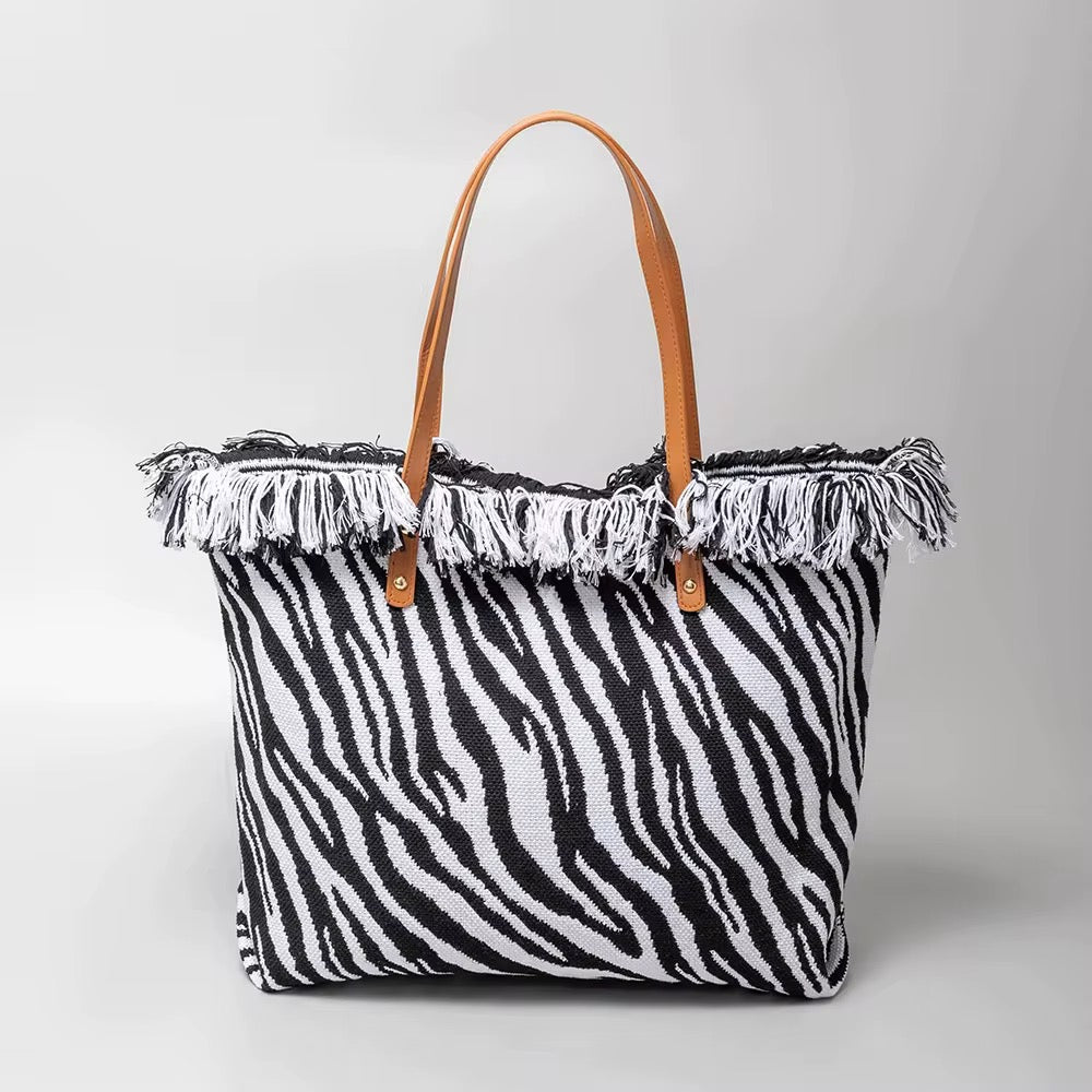 Sac Cabas Bohème Atlas – Tissage Géométrique Ébène & Écru