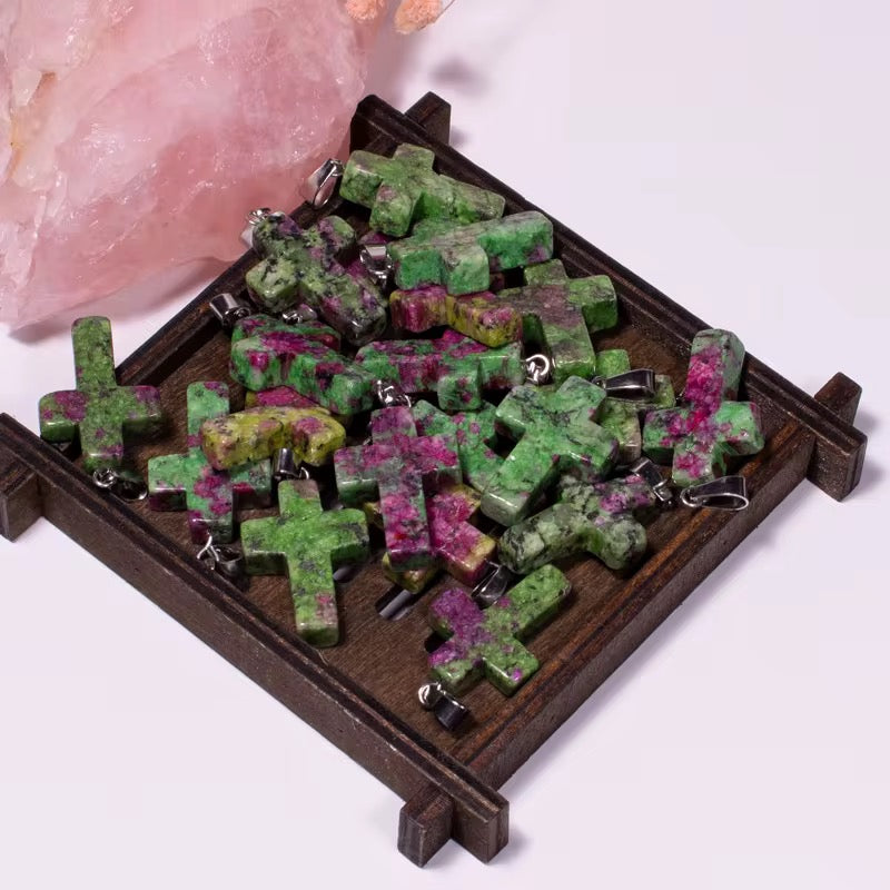 Pendentif Croix en pierre naturel – Paix Intérieure & Clarté d'Esprit
