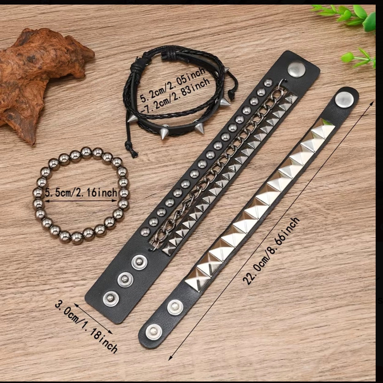 Esprit gothique : Collection de Bracelets Artisanaux